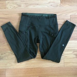 Lululemon fleece lined tights with zippered pockets